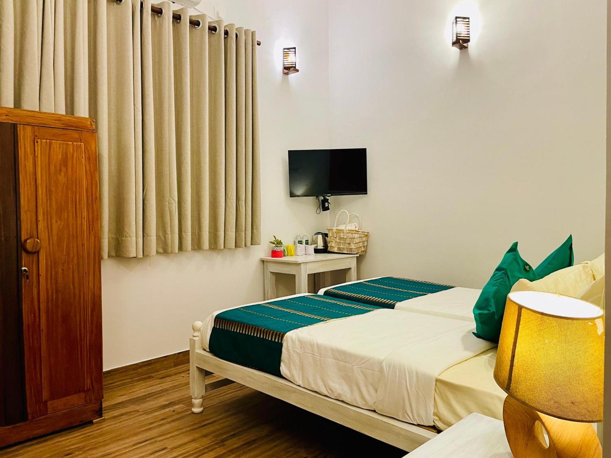 Ayur Ayur White Sail Villa Dalupotha Luaran gambar