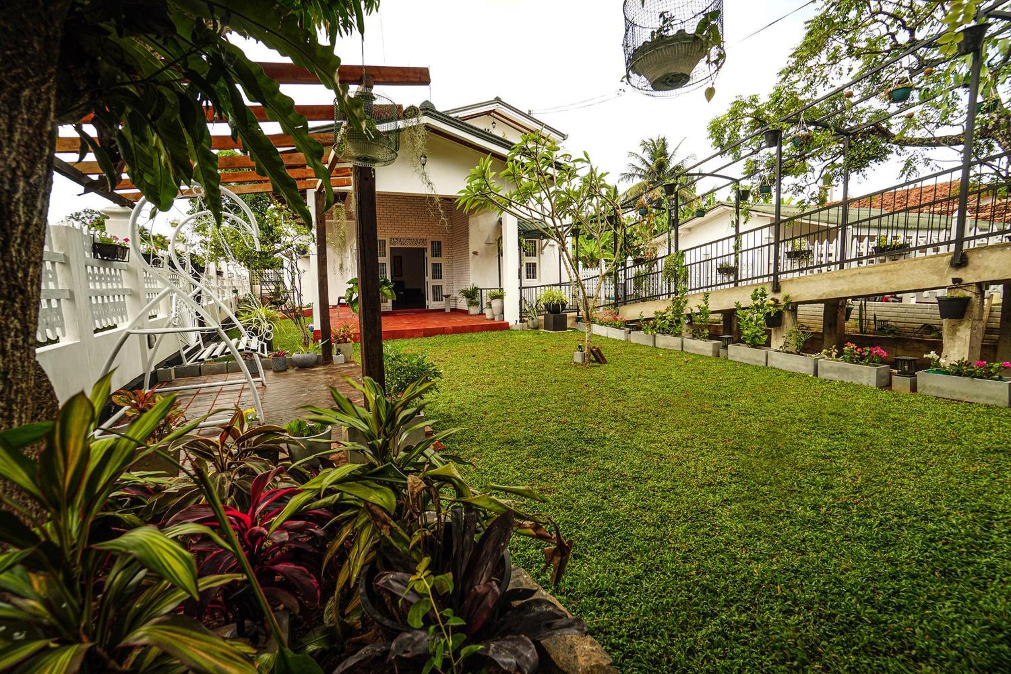 Ayur Ayur White Sail Villa Dalupotha Luaran gambar