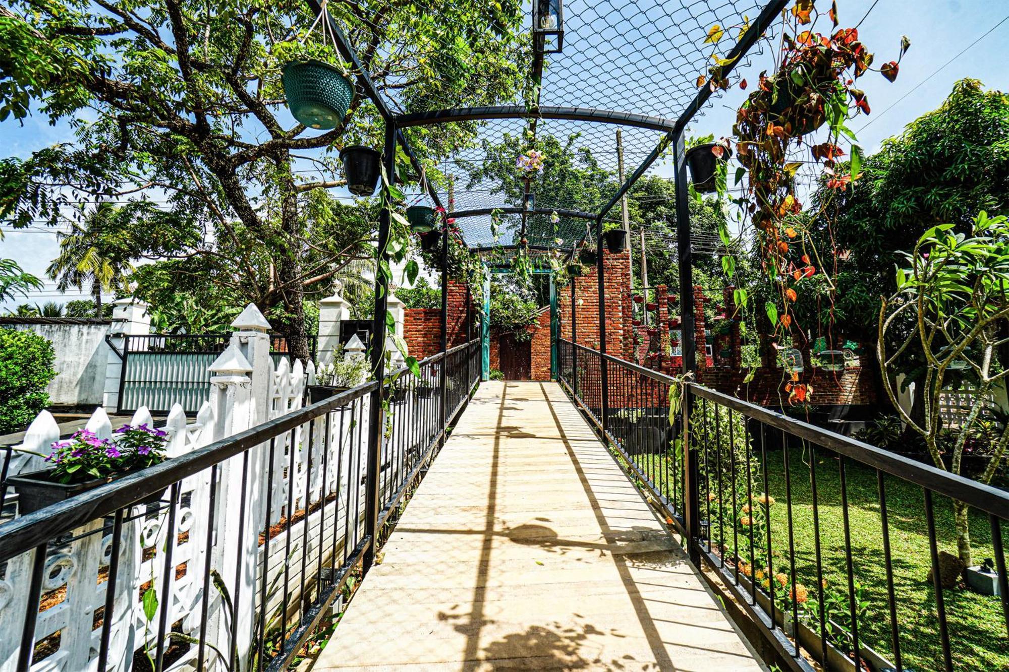 Ayur Ayur White Sail Villa Dalupotha Luaran gambar